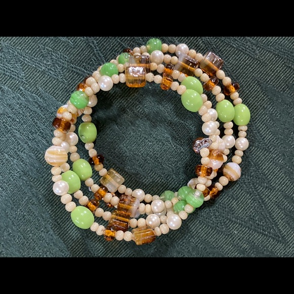 Lot of Multi glass beaded and stone wrap bracelets - Picture 8 of 8